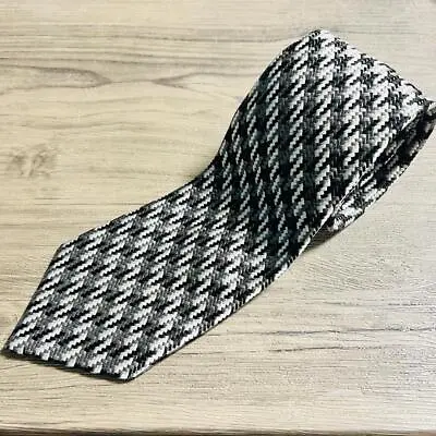 Tom Ford Neck Tie Houndstooth Black White 100%Silk Made In Italy • $122