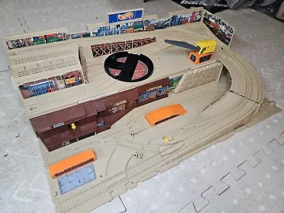 Vintage Mattel 1983 Hotwheels Sto N Go Train Yard • $25