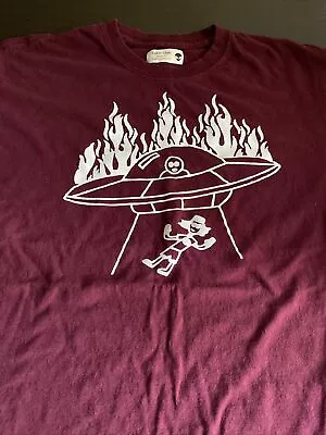 Takin’ Over T-Shirt - Medium - Aliens - UFO - Spacecraft • $9.99