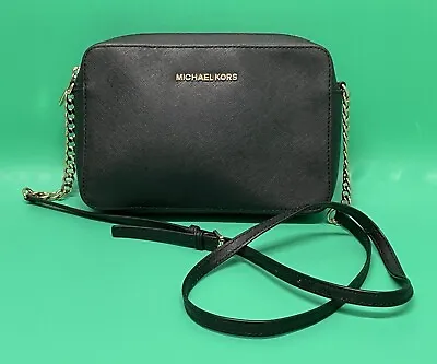 MICHAEL KORS Small Black Coated Canvas Gold Chain Adjustable **EUC** DARLING!! • $28