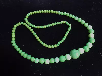 Dark Green Jadeite / Glass  (?) Necklace Graduated Bead Strand  VINTAGE • $17.99