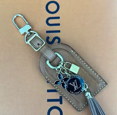 $110 • Buy Authentic Louis Vuitton Leather Luggage Name Tag Keyring Keychain Bag Charm 