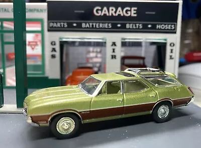 1970 Oldsmobile Vista Cruiser Station Wagon 1/64 Scale Diecast Diorama Car Loose • $12.98