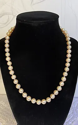 Vintage Monet Cream Pearl Necklace. • $20