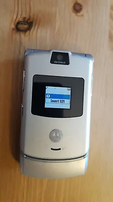 12.Motorola V3 Very Rare - For Collectors - Locked Cingular & ATT Network • $24.99