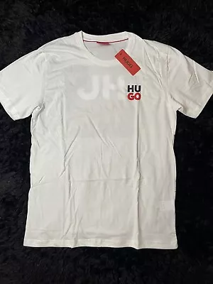 Hugo Boss T-shirt - XL • $35