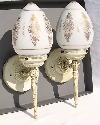 Vintage Egg & Dart Hollywood Regency Wall Sconce Lights Lamps White  Gold Glass • $67.96