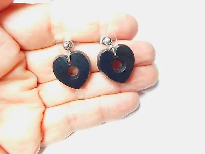 Black Plastic Heart Dangle Pierced Earrings Vintage • $3.81