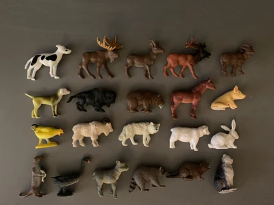 $8.99 • Buy 21 Plastic Animals Toys - Bear, Pig, Moose, Sheep, Otter + More