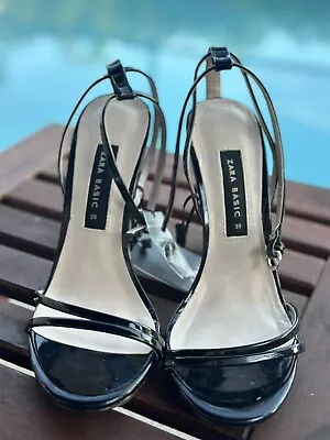 Zara Woman Shoes Size US Size 8 • $25