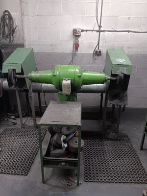 Metal Lathe Used • £175