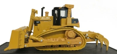 Track Type Tractor Bulldozer Construction Vehicle Model Diecast Amercom 1:64 • £12.88