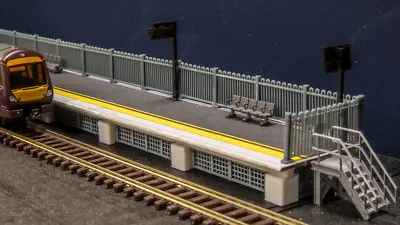 DML-NPK DCC Concepts N Gauge Modern Station Complete Platform Kit • £42.78