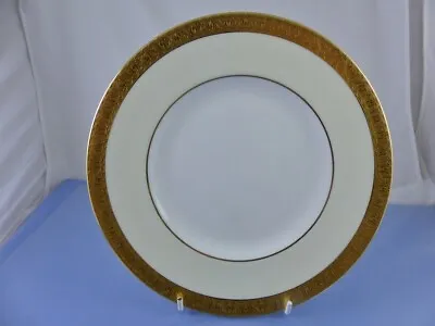 BUCKINGHAM K 159 LUNCHEON PLATE  9  By MINTON CHINA • $48.65