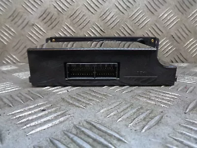 2002 MITSUBISHI SHOGUN 3.5 GDI Warrior 5DR 4 DISC CD CHANGER MZ312395  • $37.29