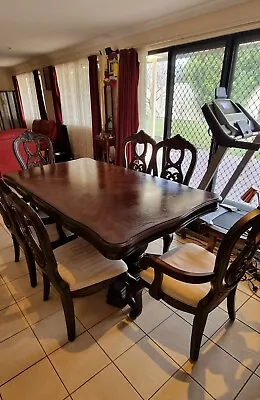 $400 • Buy Unique And Grand Dining Table Set With 6 Chairs For Sale