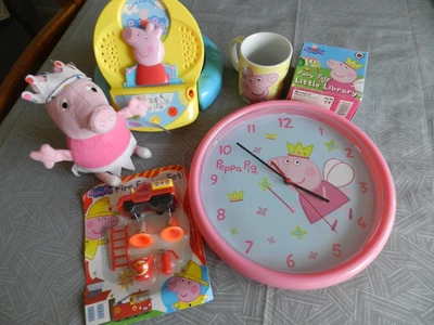 £13.99 • Buy Peppa Pig Bundle Incl Clock,  Plush Toy , Mug, Talking Game