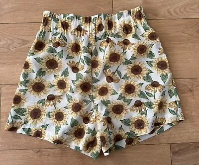 Monki Paperbag Pretty Yellow Sunflower Floral Print Elastic Waist XS Shorts • $9.93