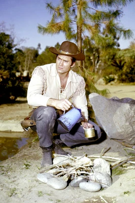 $29.99 • Buy Cheyenne Clint Walker Great By Camp Fire TV Western 24x36 Poster(60x91cm)