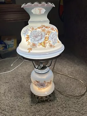 L & L WMC Vintage 1973 Gone With The Wind Hurricane Lamp 3-Way Blue Floral NICE • $29.99