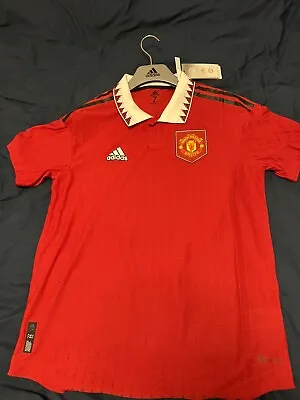 Manchester United 2022/2023 Player Issue Home Shirt - Size 7 (L) • £30