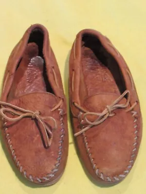 Men's Hard Sole Soft Leather Minnetonka Moccasins Size 10 • $19.50