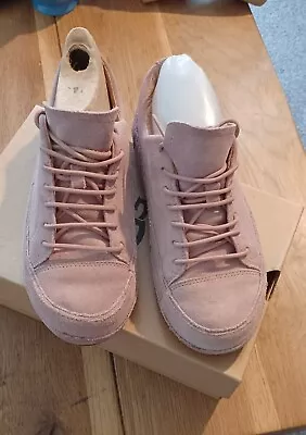 UGG BLAKE Ladies Dusty Pink Suede  Lace Up Trainers UK  SIZE 4.5 Worn Once. • £35