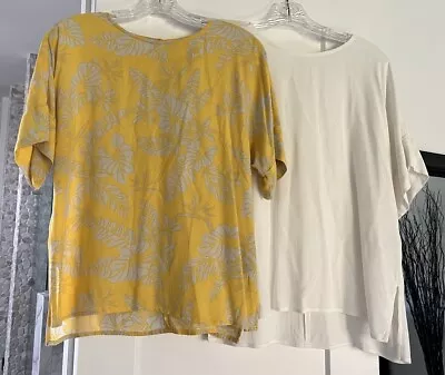 Lot Of 2 H&M Ivory And Yellow Short Sleeve Keyhole Back Top Sz 8 • $17.99