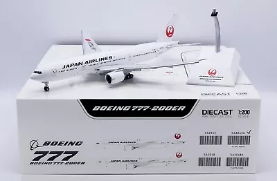 Japan Airlines B777-200ER Reg: JA702J JC Wings 1:200 FLAPS DOWN SA2043A (E) • $119.99