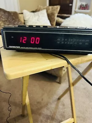 Vintage Sound Design Alarm Clock 3691C AM /FM Radio WORKS Wood Grain Design • $17.40