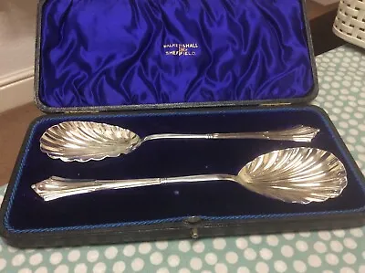 Walker And Hall Spoons Original Cased  Scallop Serving Spoons. • £15