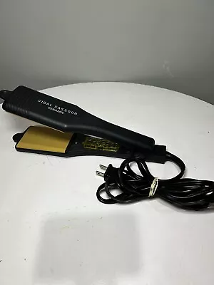 VIDAL SASSOON Ceramic Flat Iron Hair Straightener Model VS182 Tested Works • $12.95