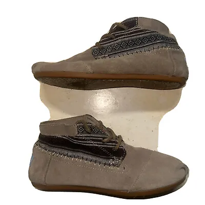 Tom’s Soft Leather Moccasin Boot Womens Size 9 Chukka Gray Striped Lace Up • $25.90
