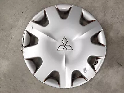 09/2005 To 12/2008 Mitsubishi DB 380 - 16 Inch Hub Cap • $30