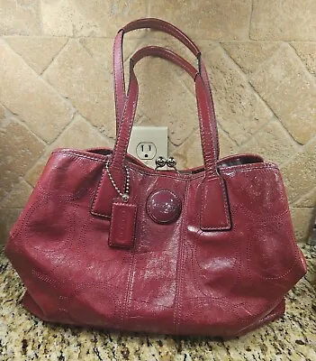 Coach No E1182-F15658 Kiss Lock Pink/Fushia Color Shoulder Bag • $25