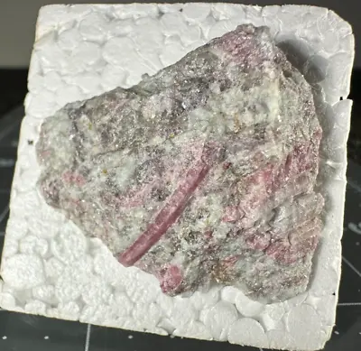 ➤ PINK TOURMALINE CRYSTALS In Matrix - Oxford County Newry Maine     VIDEO➤135 • $33.10