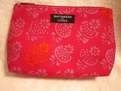 Clinique Marimekko Pink W/Purple & Orange Flowers Cosmetic Makeup Travel Bag • $5.50