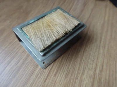 £0.99 • Buy Unusual Vintage Matchbox Holder-with Fur?/bristles?