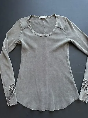 T Party Women’s Gray Waffle Scoop Neck Embroidered Long Sleeve T Shirt  Boho • $15