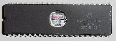 Motorola MC68HC705C8S Eprom Microcontroller Chip 40 Dip - 8 Bit CPU • $29.99