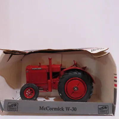 SpecCast McCormick Farmall W-30 Tractor Made USA 1997  1/16 IH-ZJD756-BD • $59