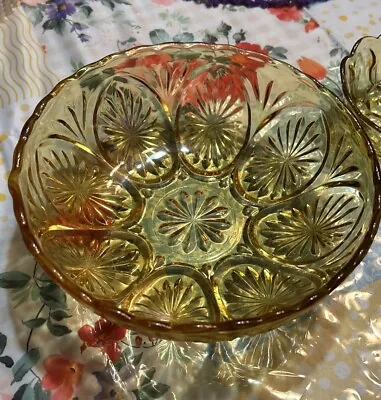 Vintage Amber Pressed Indiana Glass Bowl Starburst Pattern Scalloped Rim • $18