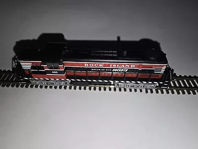 Atlas N Scale Rock Island RS-3 #495 • $90