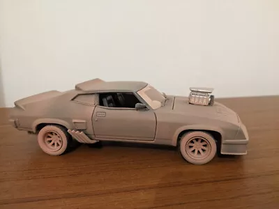 Greenlight Ford Falcon XB Last Of V8 Interceptors Weathered Version Limited... • £25