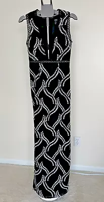 Aidan By Aidan Mattox Plunging Vine Embroidered Gown Black And White Size 2 • $84.99