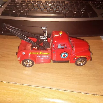 Quick Shot 1953 Chevrolet C3100 Texaco Tow Truck   1:43 • $10