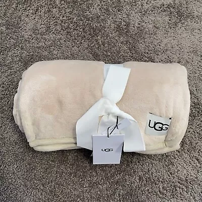 UGG Blanket Duffield Home Collection Beige Soft Fuzzy Throw Blanket 50  X 70  • $49.97