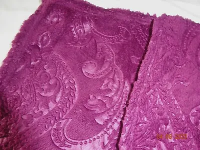 Soft Paisley Embossedl Throw/Blanket/Fleece.   New. 3 Colours To Choose.  Lovely • £9.99