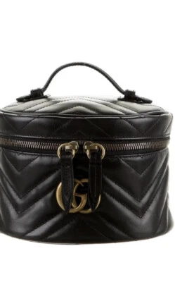 $1400 • Buy Gucci Gg Marmont Bag