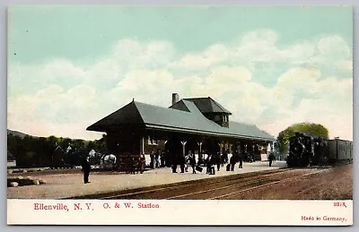 Postcard O. & W. R.R. Station / Depot - Locomotive - Ellenville New York *A539 • $8.50